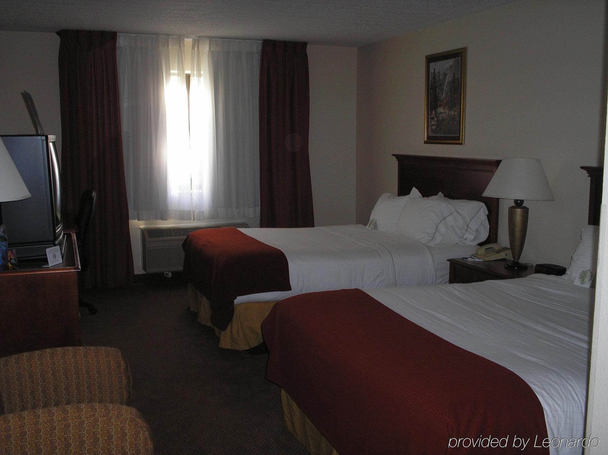 Hotel Baymont By Wyndham Portage Habitación foto